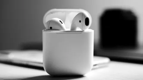Apple เปิดพรีออร์เดอร์ AirPods 5 ดึงระบบตัดเสียง ANC สู่รุ่นเริ่มต้น 129 ดอลลาร์