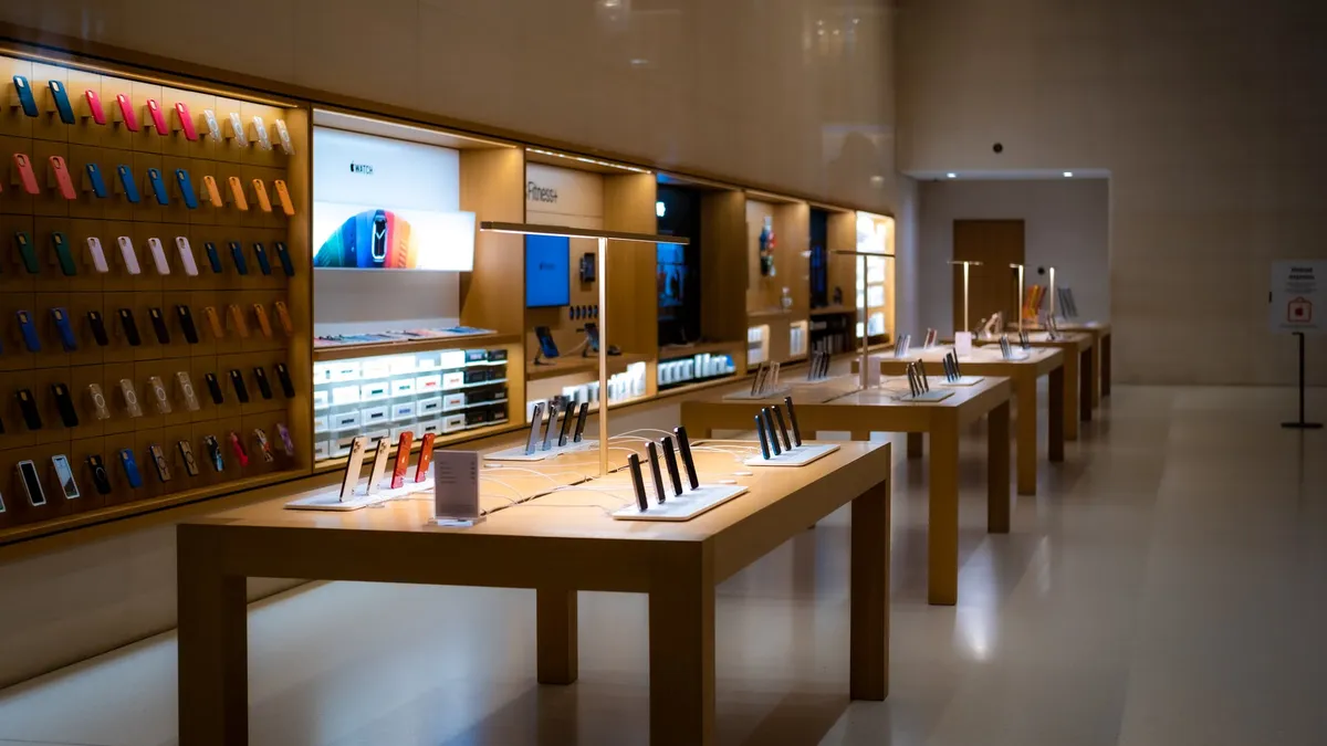 Apple อาจไม่เปิดตัว iPhone 18 ในปีนี้ ลุ้นปรับแผนชูสมาร์ตโฟนจอพับรุ่นแรกแทน
