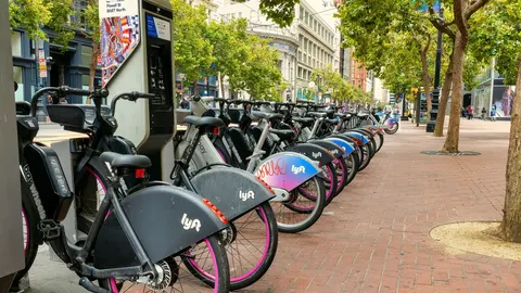 Lyft จับมือ Waymo เปิดบริการโรโบแท็กซี่ไร้คนขับจริงครั้งแรกที่แนชวิลล์
