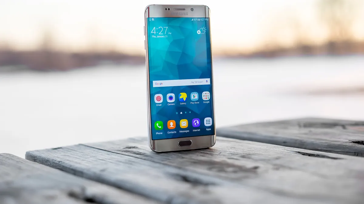 สมาร์ตโฟนพาเหรดขึ้นราคา Apple-Google-Samsung ขยับเพิ่ม 100 ดอลลาร์ ผลพวงดาต้าเซ็นเตอร์ AI ดันต้นทุน RAM พุ่ง
