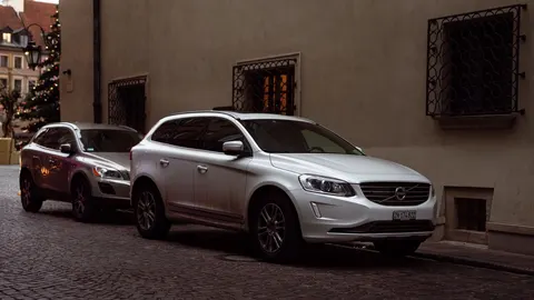 Volvo เปิดตัว XC60 และ XC90 ปลั๊กอินไฮบริด วิ่งไฟฟ้าไกลสุด 78 ไมล์ แบตเตอรี่ใหญ่ขึ้นเท่าตัว