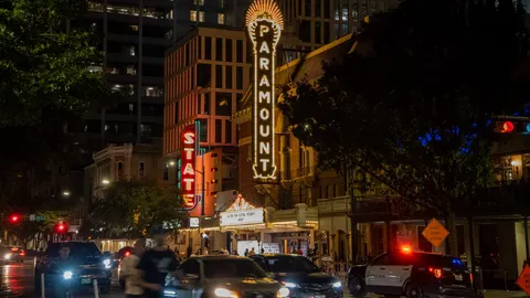 Paramount ปิดดีลควบรวม Warner Bros. มูลค่า 1.1 แสนล้านดอลลาร์ ตั้ง Skydance ยักษ์ใหญ่สื่อโลก